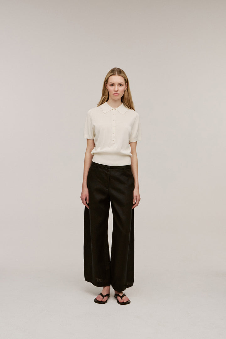 Women's Linen Barrel-Leg Trousers