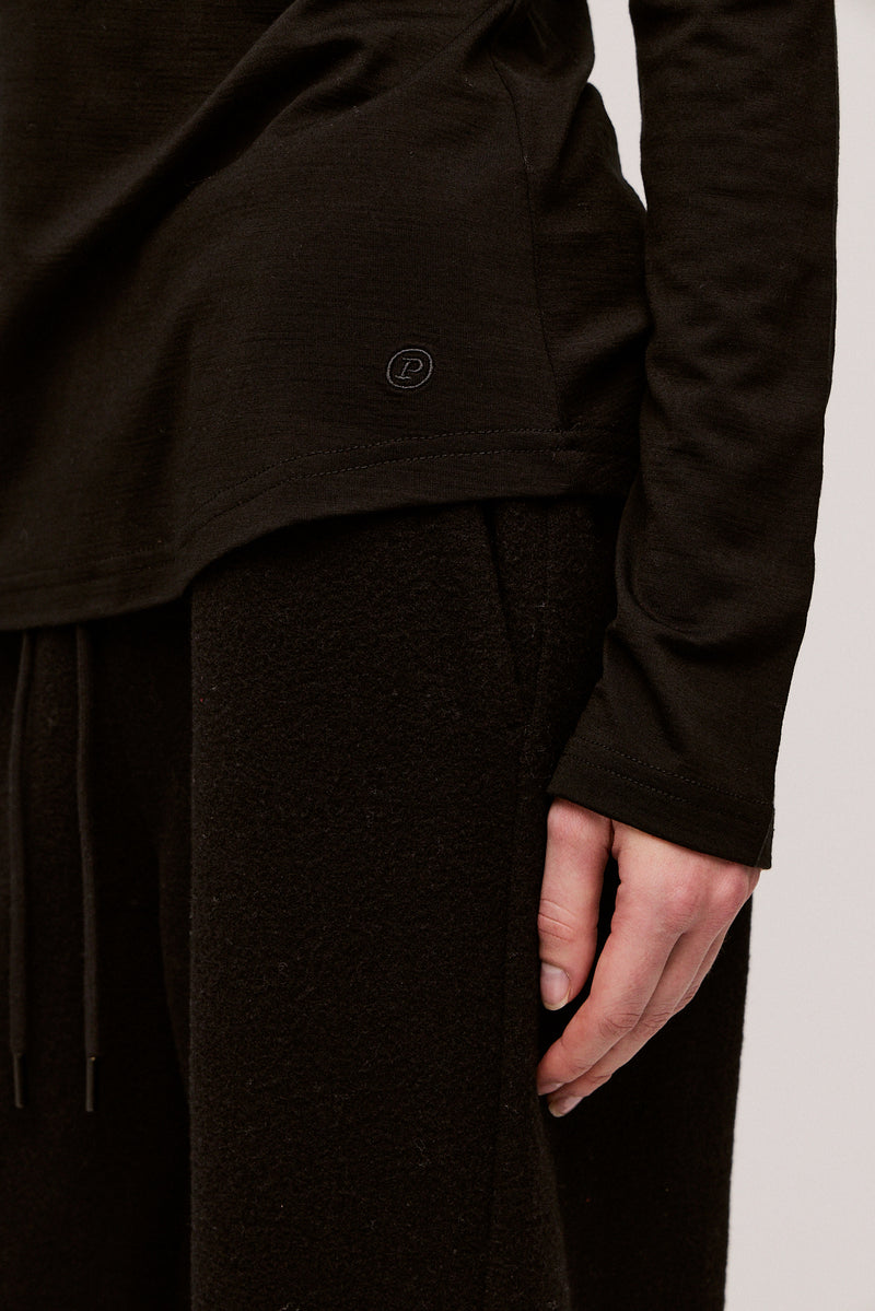Black[portrait]